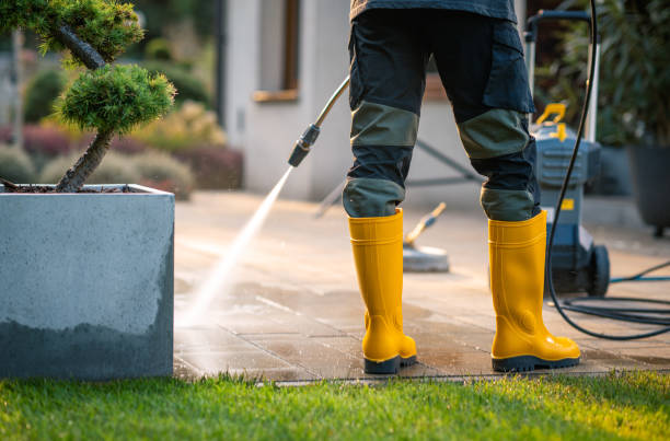 Best Garage Pressure Washing  in Long Beach, CA